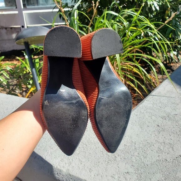 πHost Pick πCutest cordoruy pumps π - SOLD! - Picture 5 of 11